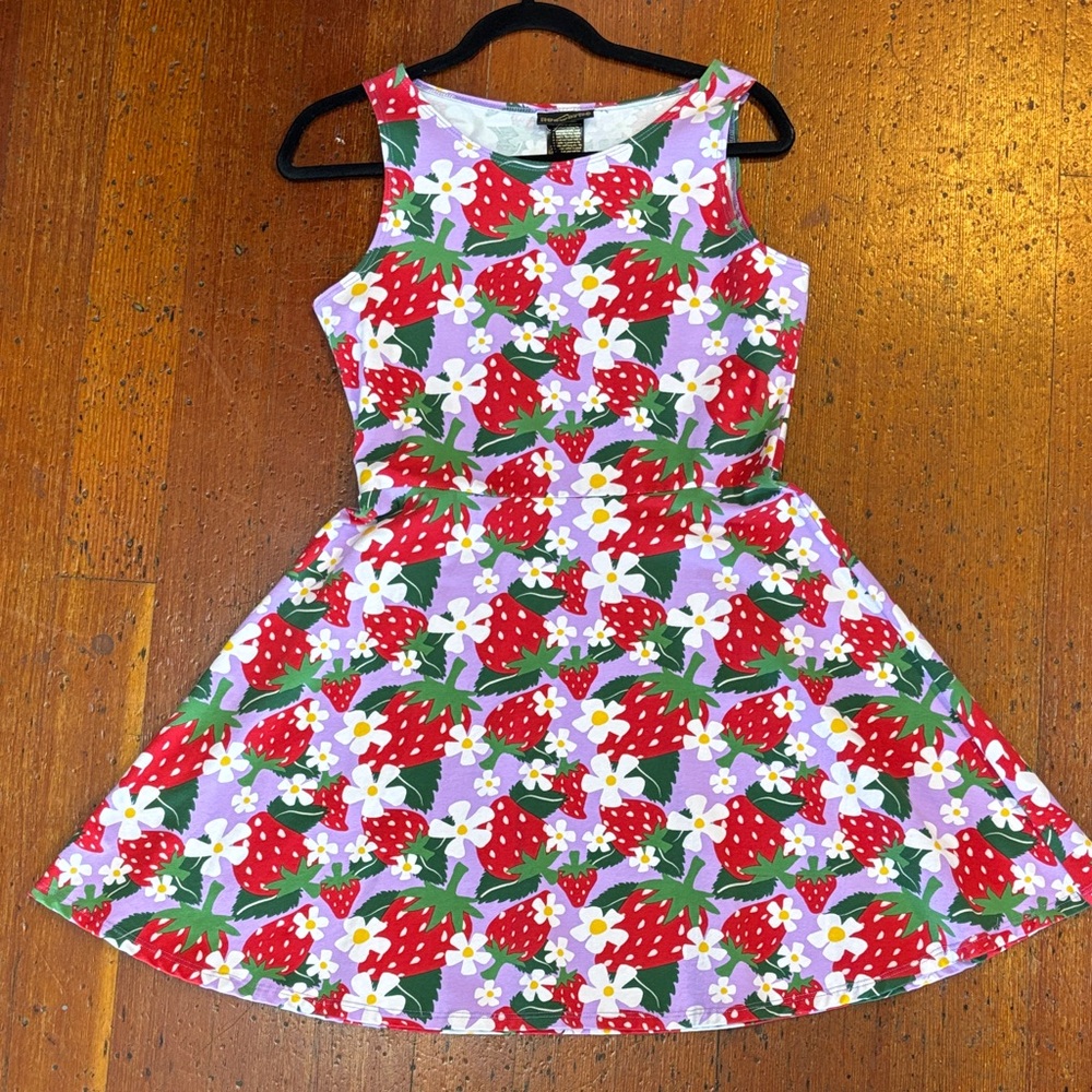 Nooworks Berries Brenda Strawberry print mini dress L & XL